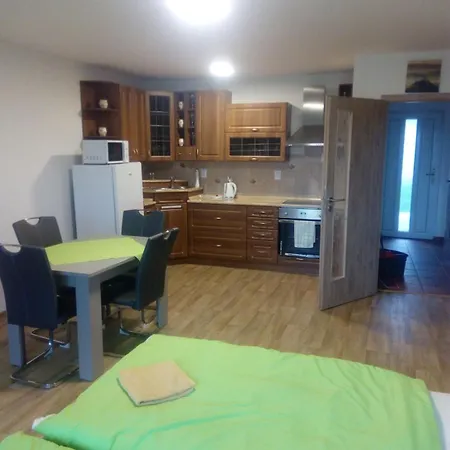 Apartman Pritluky - Zdenek Bukovsky Zewnętrze zdjęcie